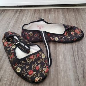 Floral Mary Jane shoes